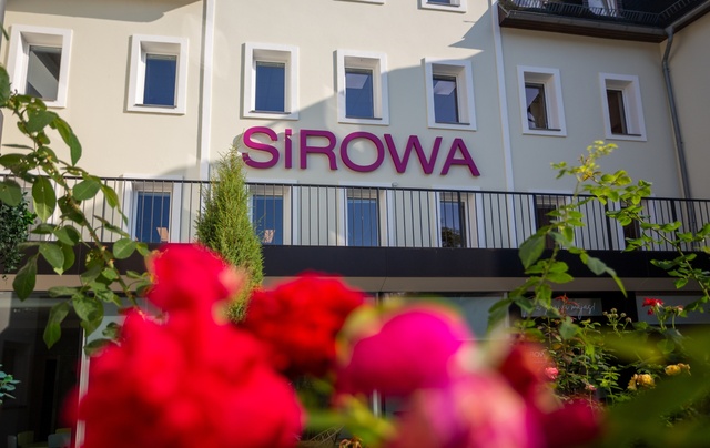 Zobārstniecības klīnika SIROWA Rīga - INOVATĪVA ZOBĀRSTNIECĪBA RĪGĀ!