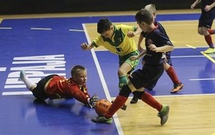 Topošajā Liepājas futbola sporta skolā būs nozīmīgas atlaides daudzbērnu ģimeņu bērniem